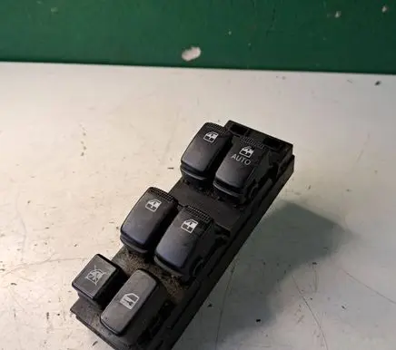 KIA Sorento Electric window control switch