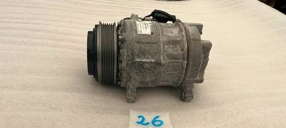 BMW 5 G30 G31 G38 Air conditioning (A/C) compressor (pump) 7945819
