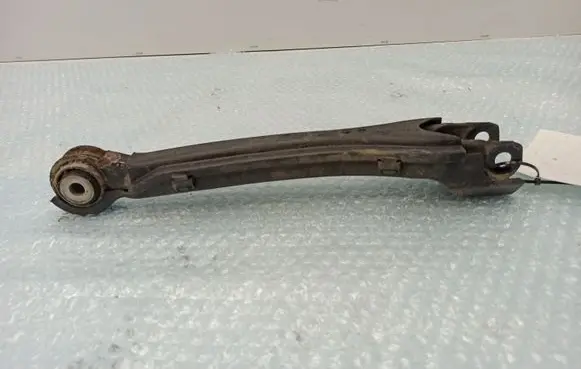 Mercedes-Benz E W212 Rear upper control arm/wishbone A2043521488