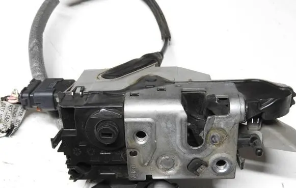Citroen DS4 Front door lock 9685351680 527186