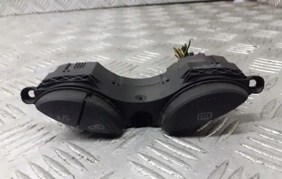 Ford Focus A set of switches YS4T19A945BA