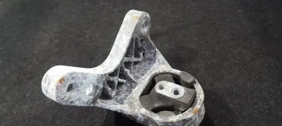 Ford Ka Engine mount bracket 97kb6038ad