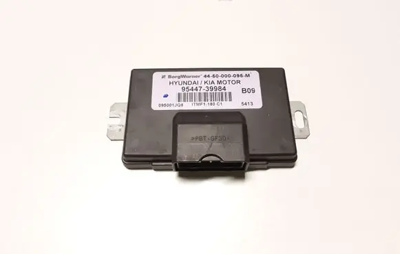 KIA Sportage Transfer box differential control unit 9544739984 4450000095M