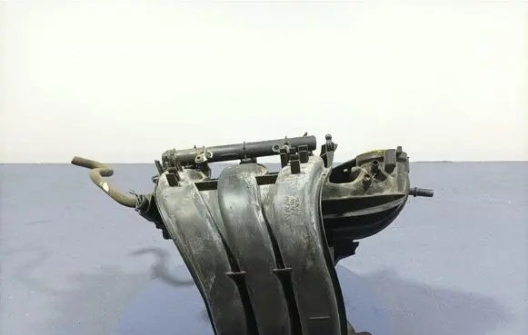 Skoda Fabia Mk3 (NJ) Intake manifold 04C133201Q
