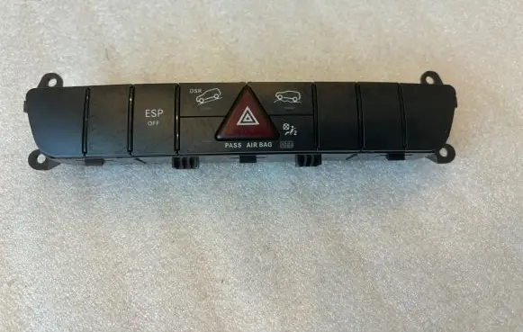 Mercedes-Benz ML W164 Hazard light switch A1648703410 03754812 1648703410
