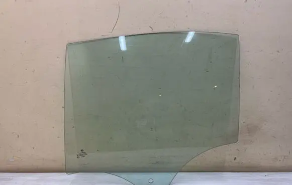 BMW 3 E90 E91 Front door window glass four-door 43R001582