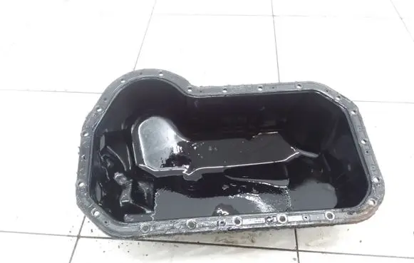 Volkswagen PASSAT B4 Oil sump