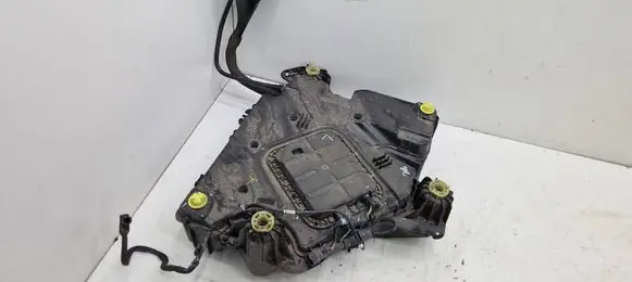 Peugeot Expert AdBlue liquid reservoir 9806830680