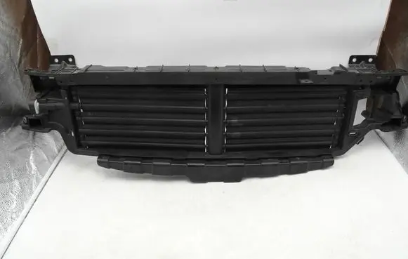 Volvo XC60 Intercooler air guide/duct channel 32345497