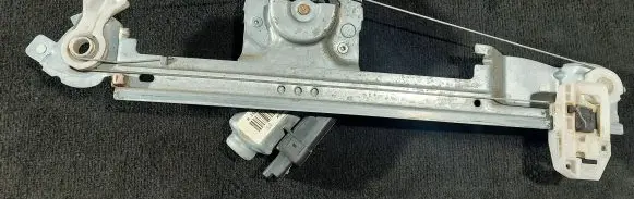 Renault Scenic II - Grand scenic II Rear door window regulator with motor 440726F 058W17 0675ZZ