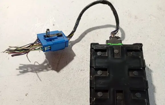 Ford Mondeo MK II Other control units/modules IAC00250571