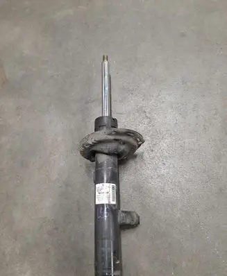 Volkswagen PASSAT B8 Front shock absorber/damper