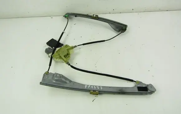 Renault Laguna III Front door window regulator with motor 