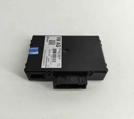 Volkswagen Touareg II Gateway control module 7P6907530F 7P6907530M