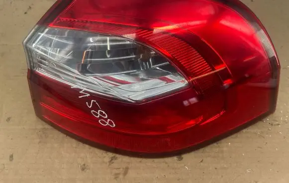 KIA Rio Rear/tail lights 924021W2
