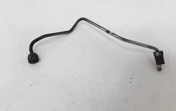 Toyota Corolla E120 E130 Fuel injector supply line/pipe 