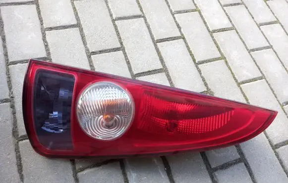 Renault Espace - Grand espace IV Rear/tail lights 8200027152