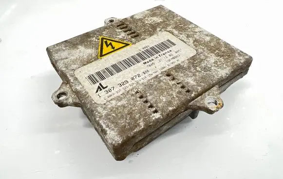 Mercedes-Benz C W203 Xenon control unit/module 1307329072