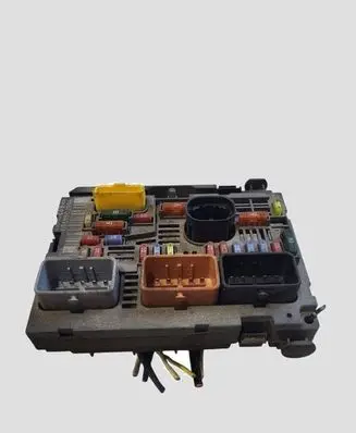Citroen C5 Fuse module 9667044980 BSMR02
