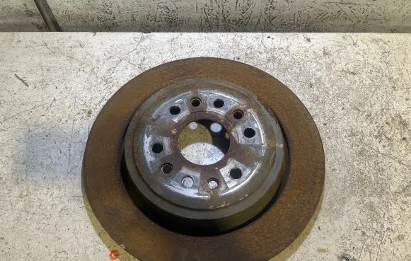 Jeep Grand Wagoneer Rear brake disc