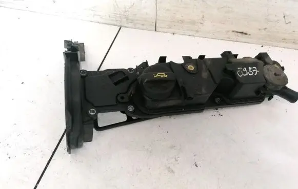 Opel Combo E Rocker cam cover M06042A190