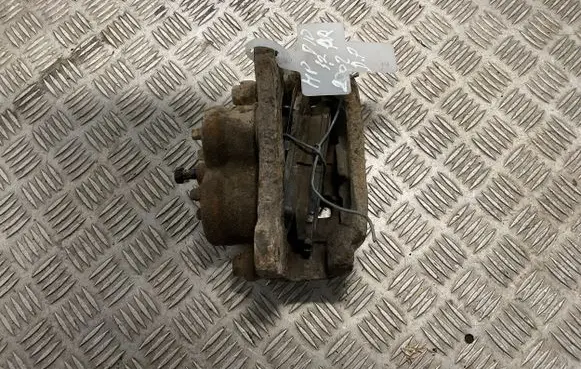 Mitsubishi Pajero Front brake caliper