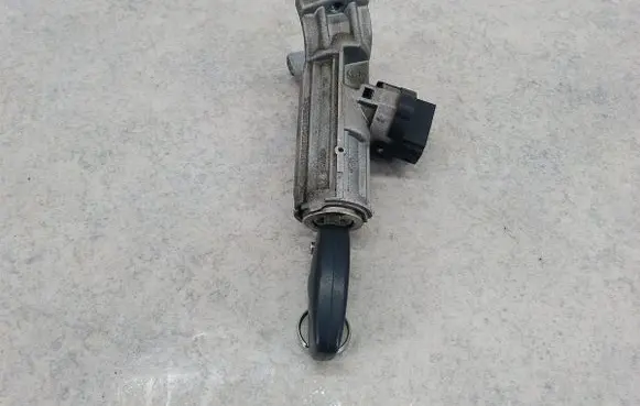 Peugeot Boxer Ignition lock 0109900