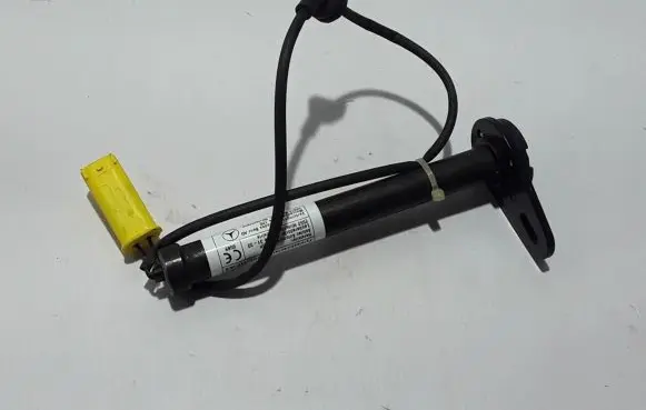 Mercedes-Benz GLC C253 Bonnet Pedestrian Airbag Actuator A2539068503