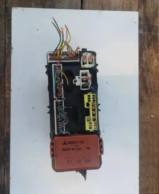 Mitsubishi Space Star Fuse box set MB953355 Ok220d404860