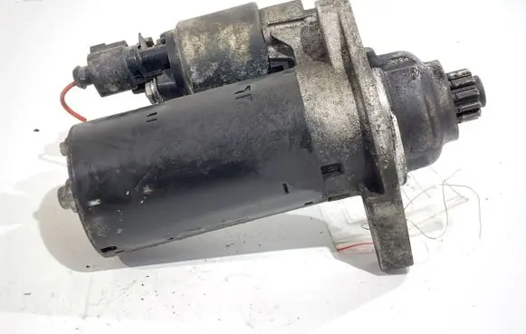 Volkswagen Polo V 6R Starter motor 