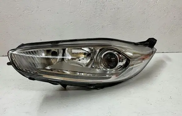 Ford Fiesta Headlight/headlamp 13W030CG