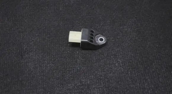 Toyota RAV 4 (XA40) Airbag deployment crash/impact sensor 8983128020