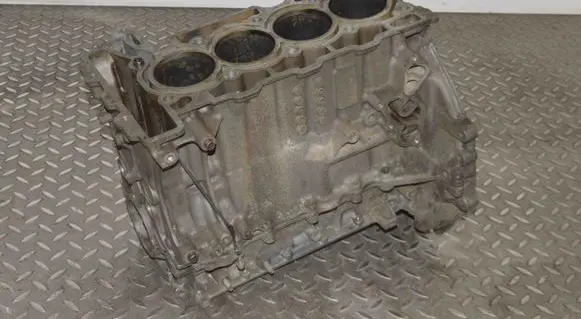 Peugeot 3008 I Engine block 10FHAM PSA5FW