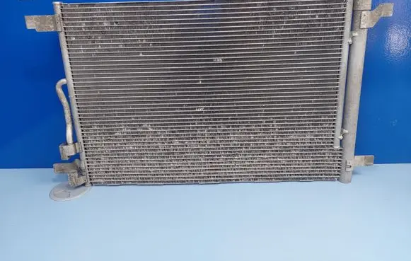 A/C cooling radiator (condenser)