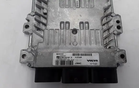 Volvo V60 Engine control unit/module 31372489