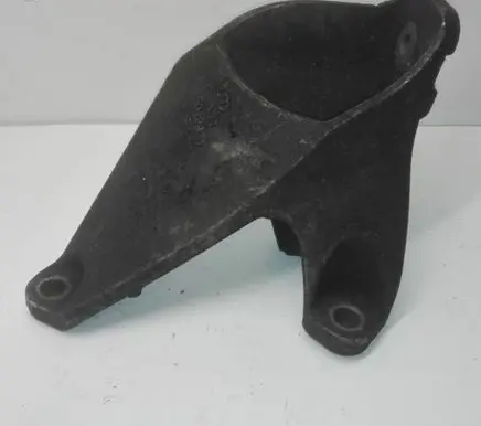 Audi A6 S6 C6 4F Engine mounting bracket 4F0199307N