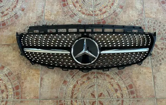 Mercedes-Benz E W213 Front bumper upper radiator grill 