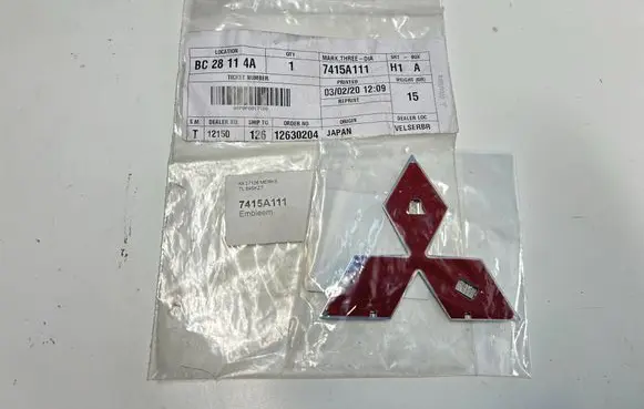 Mitsubishi ASX Manufacturers badge/model letters 7415A111