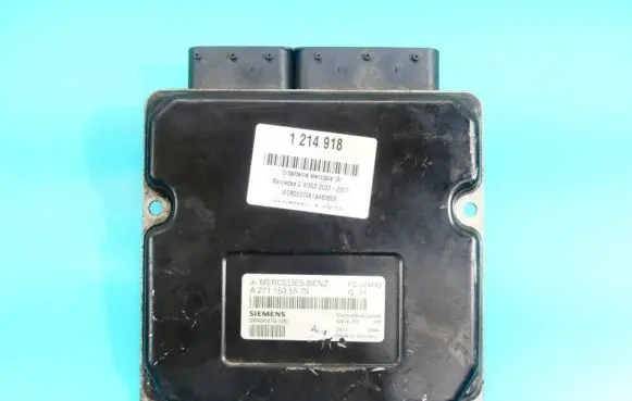 Mercedes-Benz C W203 Engine control unit/module ECU A2711535579 IMPRK1214918