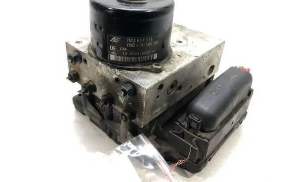 Volkswagen Sharan ABS Pump 7M3907379B