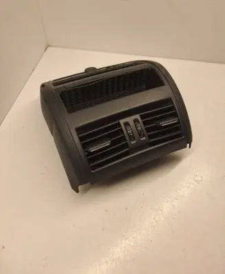 BMW 5 F10 F11 Rear air vent grill 9206664 25795012