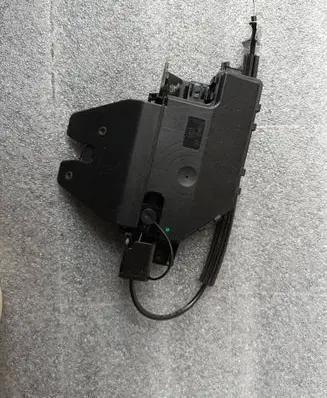 BMW 3 E90 E91 Tailgate/trunk/boot lock/catch/latch 7840617