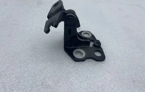 Tesla Model 3 Front door lower hinge FLL037F 23119 110103700G