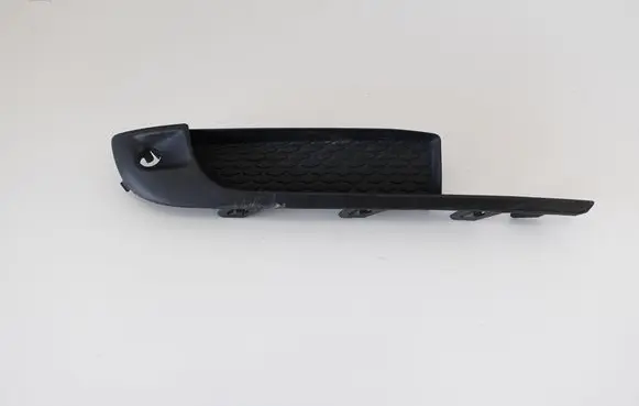 Porsche Macan (95B) Front bumper lower grill 95B807824A