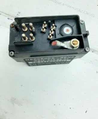 Mercedes-Benz C W202 Glow plug pre-heat relay 0125458832 GZ0008 899039000