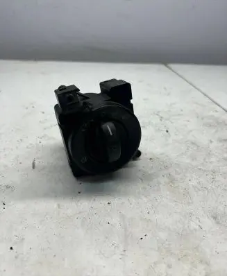Mercedes-Benz Sprinter W906 Light switch A9065450504