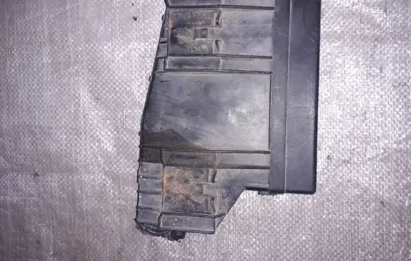 Nissan Quest Fuse module