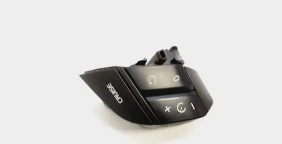 Volvo XC90 Steering wheel buttons/switches 8685478