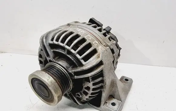 Volvo XC90 Generator/alternator 30667787 36012358