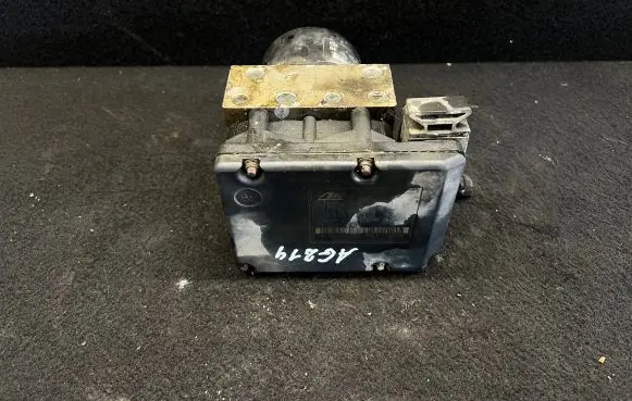 Audi A3 S3 8L ABS Pump 1J0907379